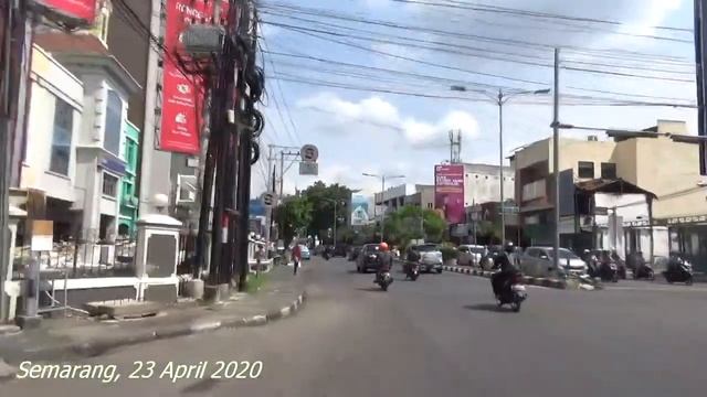 Java Mall tutup - Pasar Peterongan ramai pengunjung смотреть онлайн