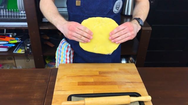 Лучшая закуска к пиву. Соленые сырные снеки. ULTRACOOKS s2e17 смотреть онлайн