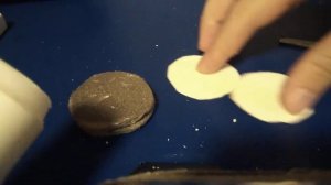 Как сделать мини робот пылесос из картона.