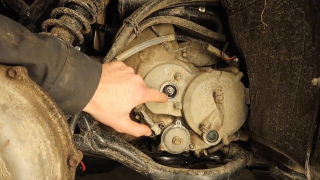 How To: Suzuki King Quad 300 Clutch Adjustment