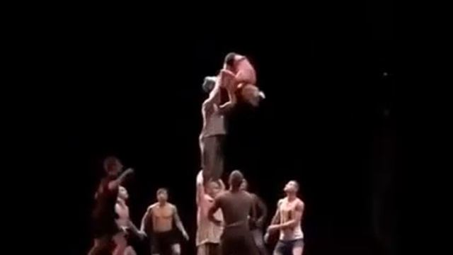 Супер прыжок на замедленный кадр...(Super Jump ! PROFESSIONAL ) смотреть онлайн
