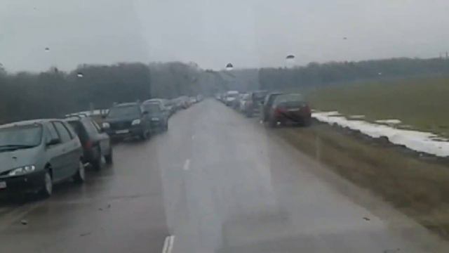 Массовое скопление рыбаков на затоке Свислочи смотреть онлайн