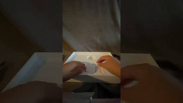 UNBOXING MACBOOK AIR SPACE GREY!! смотреть онлайн