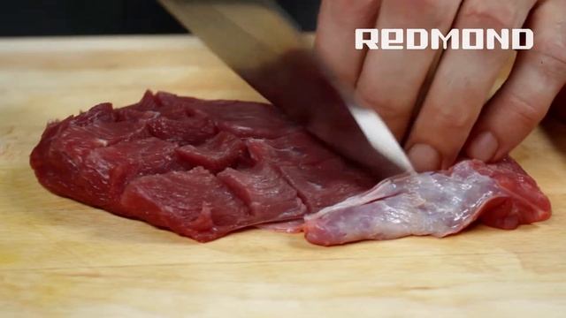 Beefsteak In The Multicooker REDMOND M110