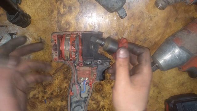 Milwaukee M18 FIWT12 | Ремонт гайковерта | PROFI TOOLS смотреть онлайн