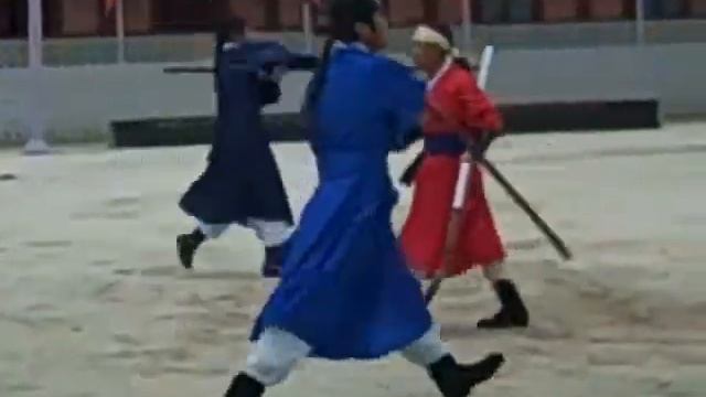 Fighting Demonstration @ Dae Jang Geum's Palace, Hwasong Castle, in Suwon смотреть онлайн