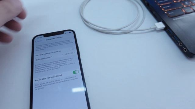 Como Compartir Internet desde el iPhone смотреть онлайн
