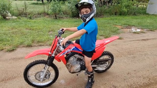 2022 honda crf 125 f смотреть онлайн