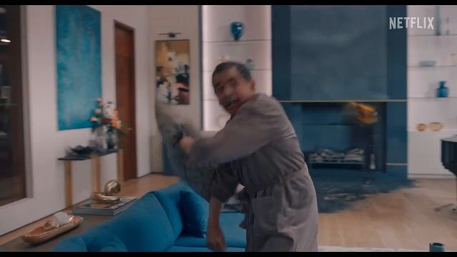 Человек против пчелы (1 сезон) — Русский трейлер (4К 2022) смотреть онлайн