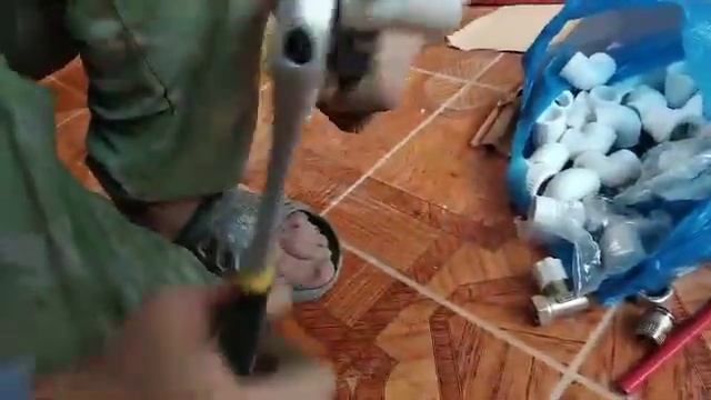 Сборка запорных арматур кранов системы отопления. смотреть онлайн