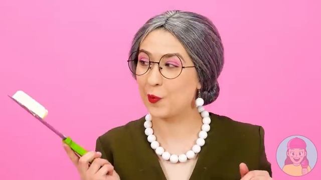Кулинарный Челлендж: Я против Бабушки | Сумасшедшие Кулинарные Идеи от TeenChallenge смотреть онлайн