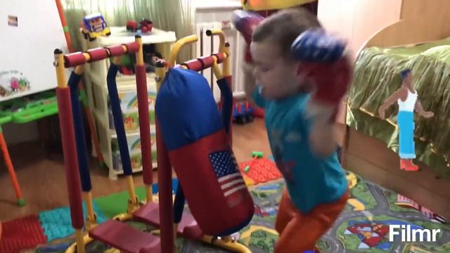 UFC free fight или в какой спорт отдать мальчика в 3 года ))) смотреть онлайн