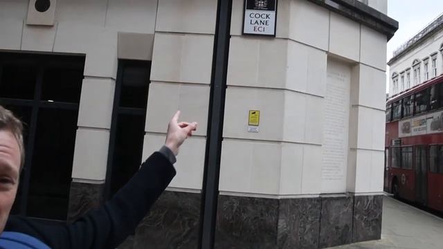 Tour of Historic Smithfield with Thomas Currie смотреть онлайн