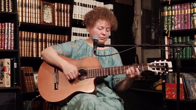 Людмила Катерисова - "Менуэт" смотреть онлайн