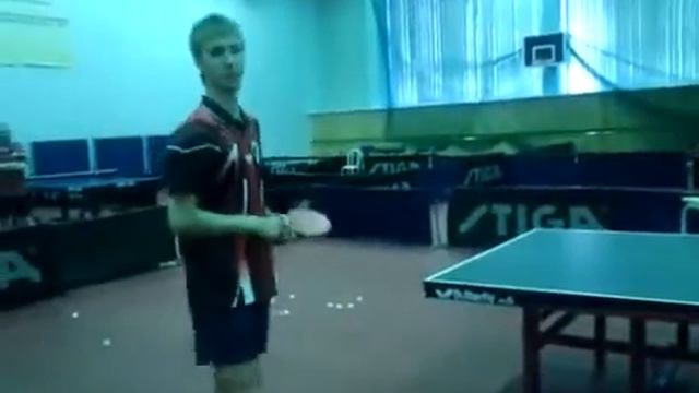 ТЕХНИКА ПЕРЕДВИЖЕНИЯ в НАСТОЛЬНОМ ТЕННИСЕ (Работа ног при ТОП-СПИНЕ СПРАВА) смотреть онлайн