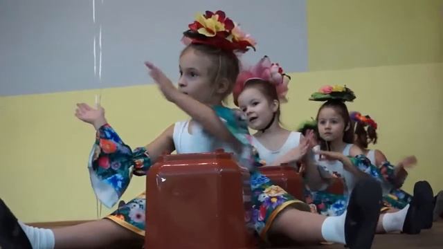 Танцы на горшках смотреть онлайн
