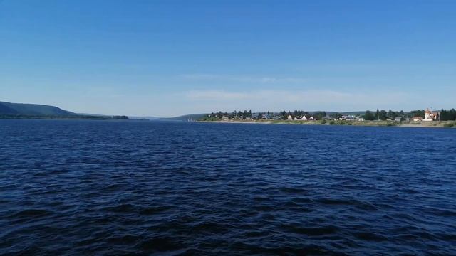 Река Лена - Верхнее устье реки Витим. Острова Попов и Лебединый (п.Витим, Ленский район, Якутия) смотреть онлайн