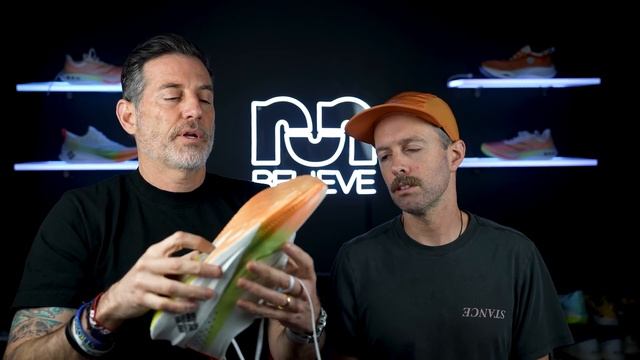 Li-Ning Running | Three Shoes, One Review | Feidian Line смотреть онлайн