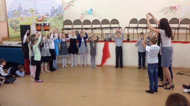 Стихотворение на английском языке, 1 класс смотреть онлайн