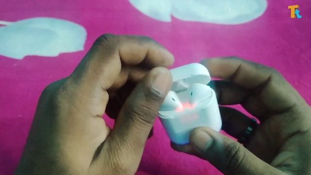 How To Fix i12 TWS Not Charging || Earbuds को Charge कैसे करें || Taking TECH смотреть онлайн