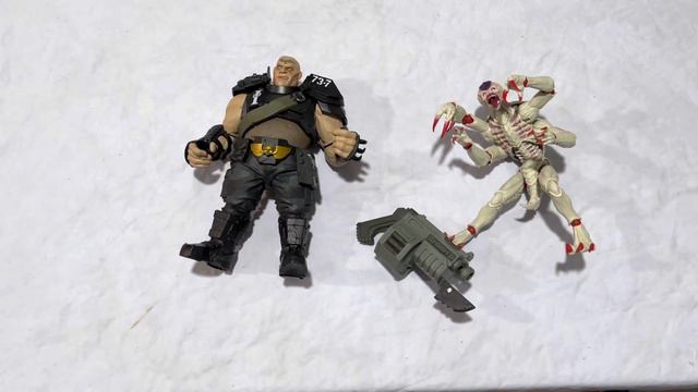 McFarlane Toys Warhammer 40K Ogryn & Tyranid Genestealer Review смотреть онлайн