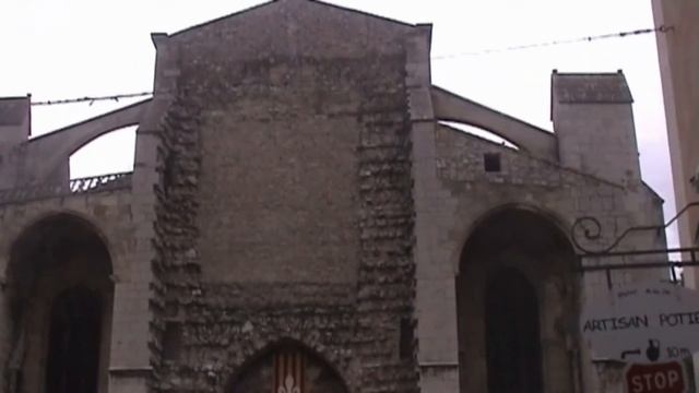 Roussillon & Saint-Maximin-la-Sainte-Baume смотреть онлайн
