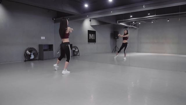 Let Me Love You - Ariana Grande / 1MILLION Dance Tutorial смотреть онлайн
