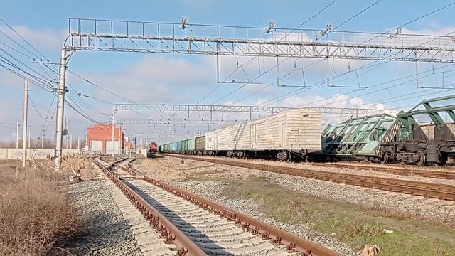 «Одинокий тапок» ТЭП70-0279 следует резервом и приветливая бригада смотреть онлайн