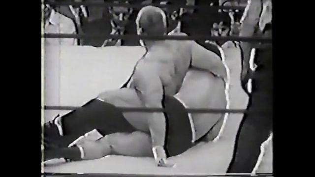 Dick the Bruiser Afflis vs Bill Melby 1950's Chicago wrestling Fred Kohler смотреть онлайн