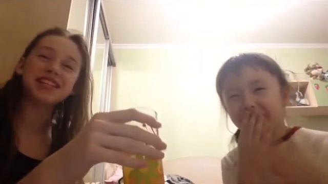 Вызов принят!!! КУПАЕМСЯ В ОДЕЖДЕ едим Перец смотреть онлайн