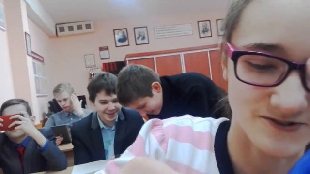 ???ЧТО В МОЕМ РЮКЗАКЕ??? смотреть онлайн