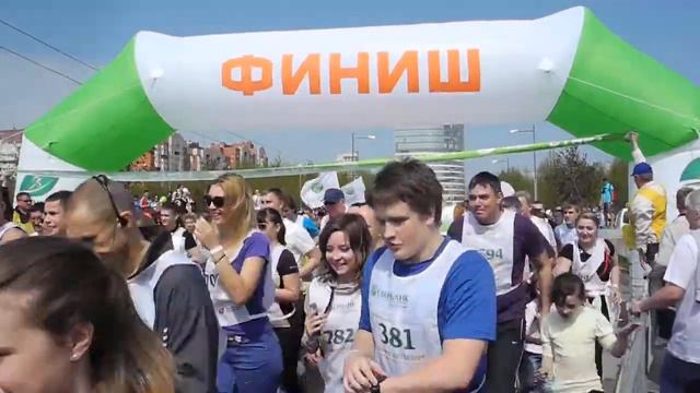 Старт "Зеленого Марафона" 2013 в Санкт-Петербурге (СБЕРБАНК) смотреть онлайн