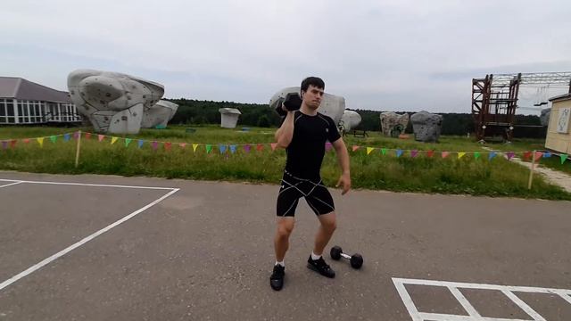 Толчок с груди одной гантели смотреть онлайн