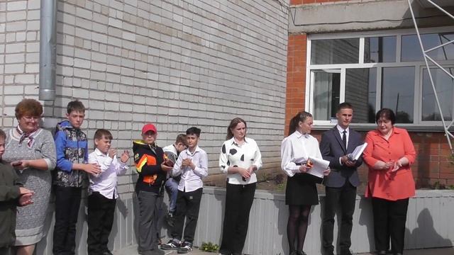 Последний звонок в Змеиногорской школе с УИОП смотреть онлайн