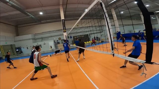 Третий просмотр в волейбольную команду «Dream Team» | От первого лица [ENG SUB] смотреть онлайн