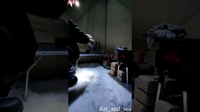 Печка в палатку. Походная печь. Зимняя рыбалка на Ладоге. смотреть онлайн