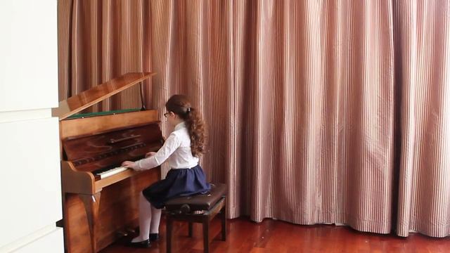 Карсанова Арина - "Колыбельная из третьей балетной сюиты" Д.Шостакович смотреть онлайн
