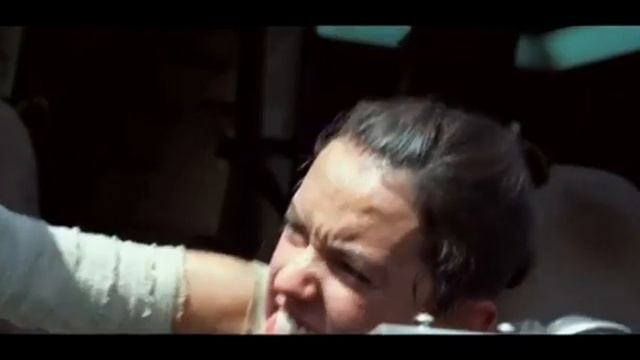 Millenium Falcon Cool the Engines смотреть онлайн