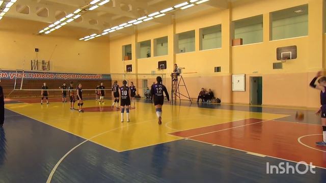 Воскресенье в Короче товарищеская встреча по волейболу. смотреть онлайн