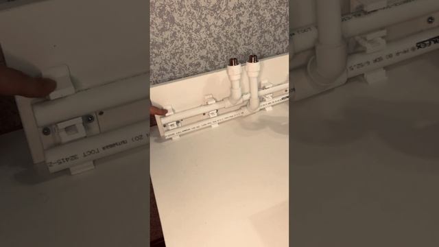 Как скрыть трубы отопления или водоснабжения ? Уникальная система для маскировки ! смотреть онлайн