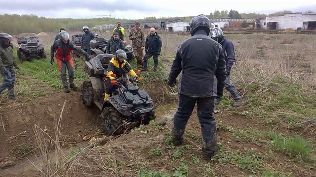 02052019 на Славянский Кремль (Лёха на Хайлифтере не пропускает ни одной лужи) смотреть онлайн