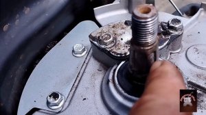 Почему не заводится газонокосилка после удара ножом о препятствие.