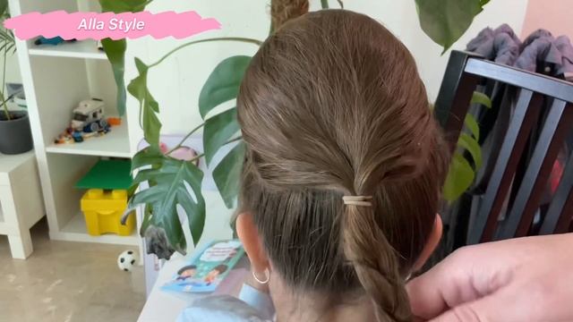 Причёска для девочки за 5 мин. Быстрая причёска в школу. смотреть онлайн