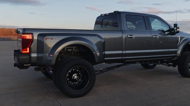 Meet Zeus!! - Monster 2022 F-450 Platinum - $40K Build! смотреть онлайн