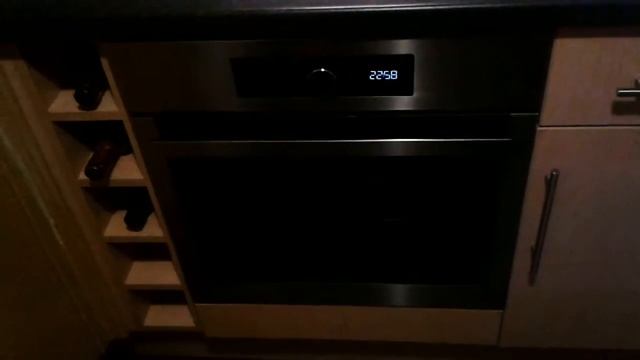 Whirlpool AKZ618/IX Built In Electric Single Oven смотреть онлайн