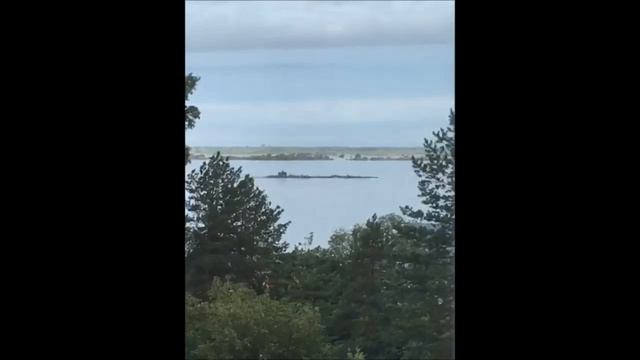 Проплывающая "подводная лодка смотреть онлайн