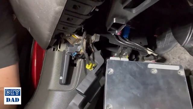 Replace the VCIM in a 2012 Chevy Volt - Fix a broken GPS/Bluetooth/Clock in one step for $25 смотреть онлайн