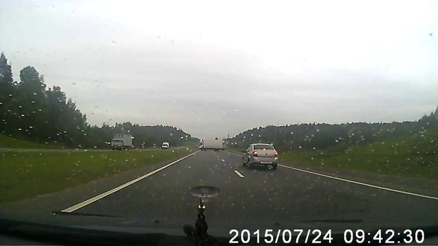 Как не надо разворачиваться 24 07 15 Ярославль М8 смотреть онлайн