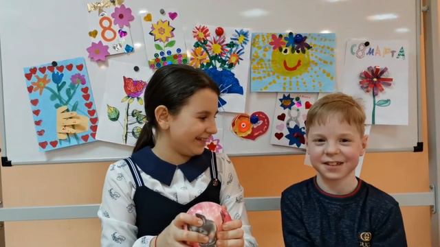 Поздравления и подарки для девочек и мам на 8 марта #Мойтриумфв Триумф смотреть онлайн