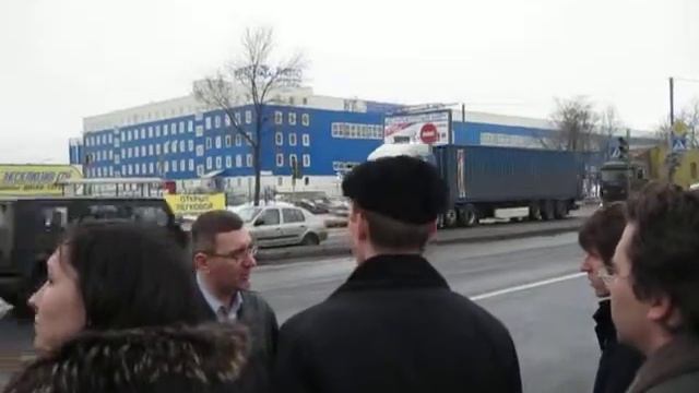 Акция за светофор в Ленсоветовском 17 смотреть онлайн